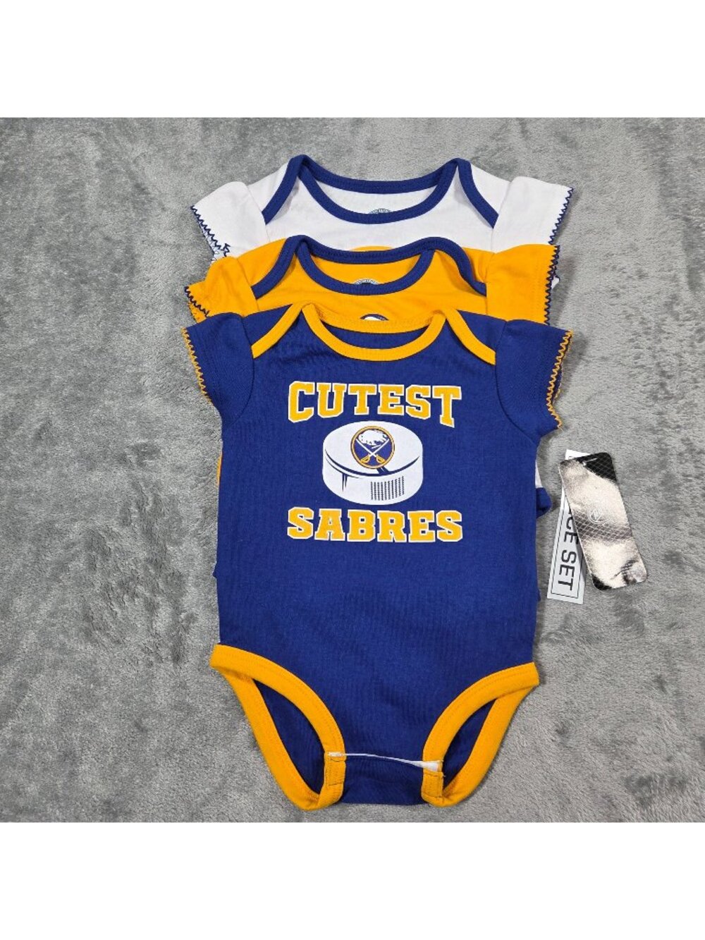 Buffalo Sabres Bodysuit Girls Newborn 0-3 Months Hockey NHL Lot of 3 NEW